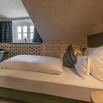 Otel Schaefflerwirt 3*