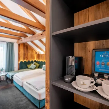 Schaefflerwirt Hotel 3*