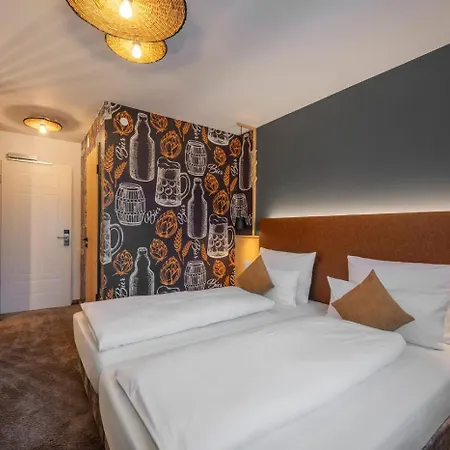 Hotel Schaefflerwirt 3*