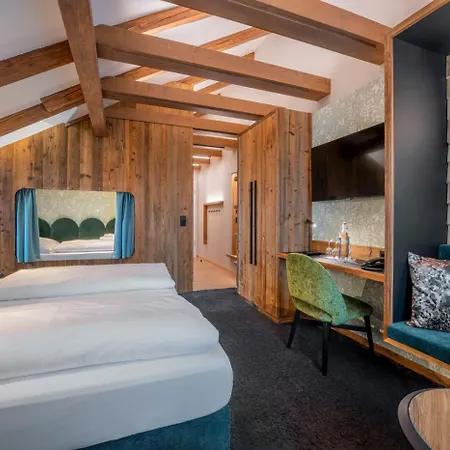 Hotel Schaefflerwirt 3*