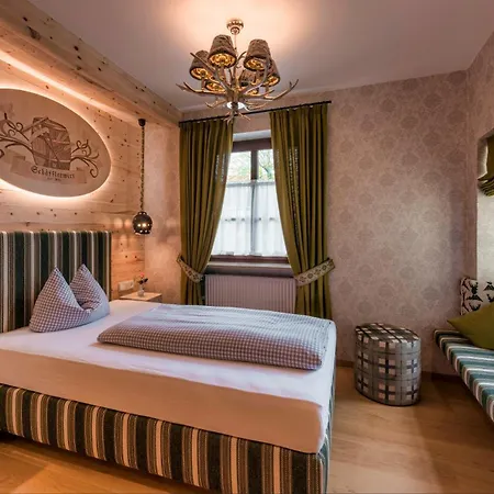 Hotel Schaefflerwirt 3*