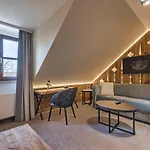 Schaefflerwirt Hotel 3*