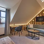 Hotel Schaefflerwirt 3*