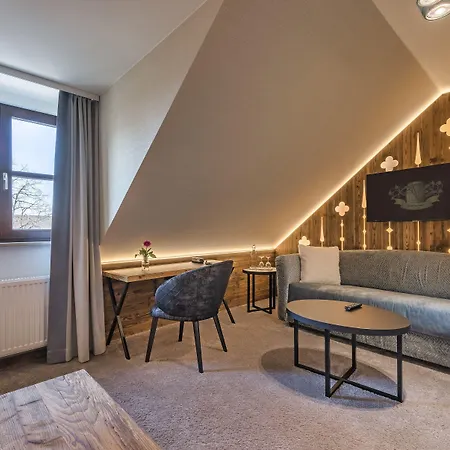Hotel Schäfflerwirt 3*