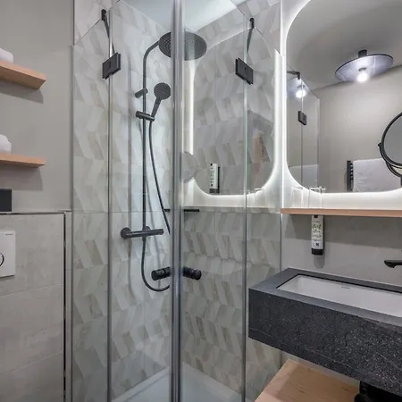 Schaefflerwirt Hotel 3*